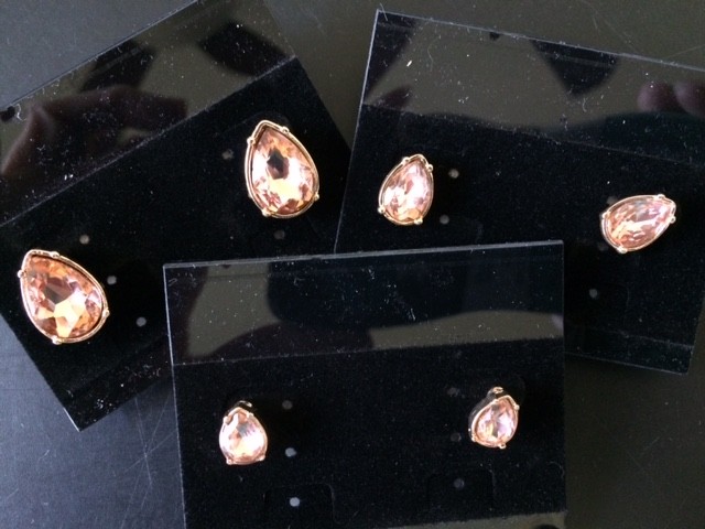 Horse Show Earring - Peach