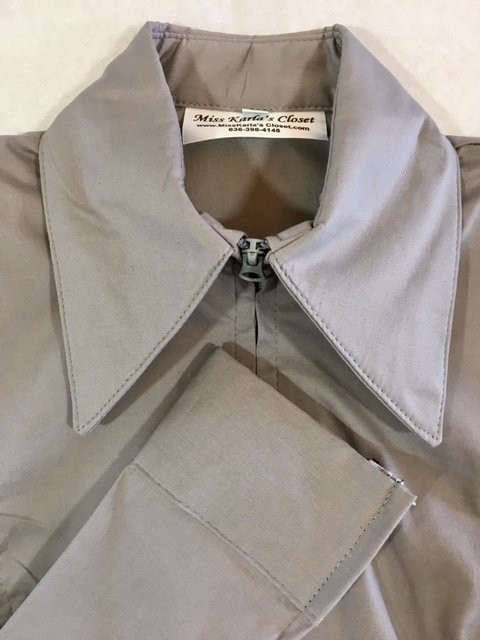 Miss Karla's Closet Fitted Show Shirt - Ash Grey