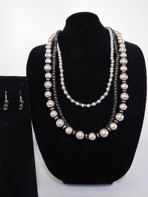 Necklace and Earring Set